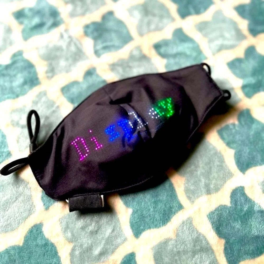 😷 LED Programmable Face Mask